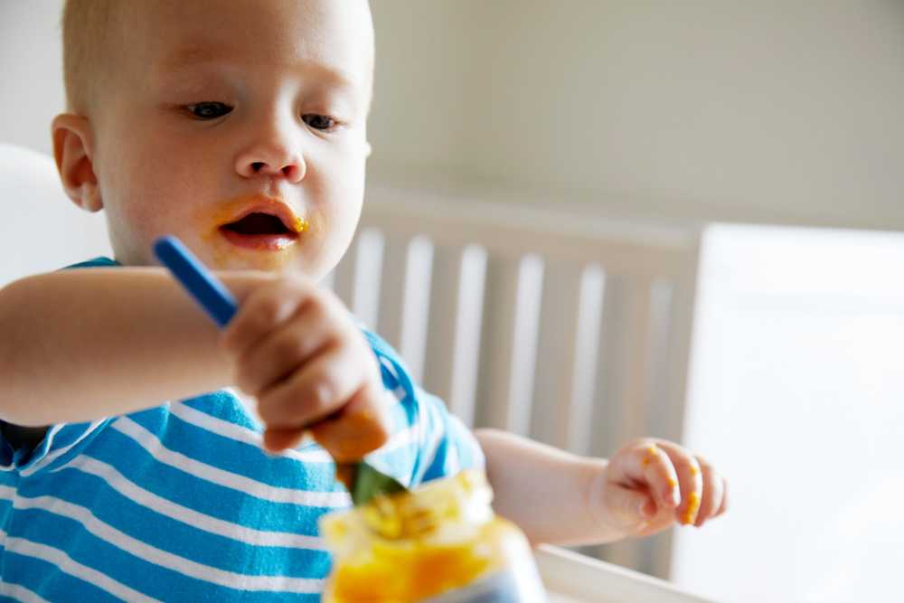 Stage 1 of weaning: A guide to introducing foods | Nurofen
